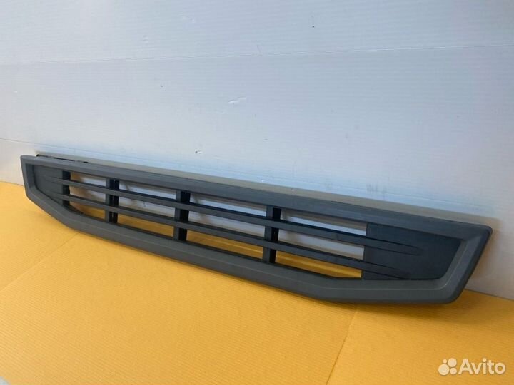 Решетка радиатора нижняя в сборе (комплект) Volvo