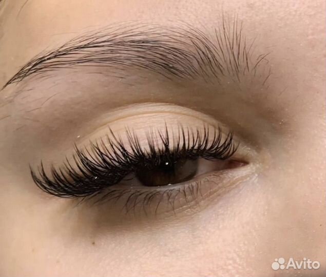 Наращивание ресниц на дому