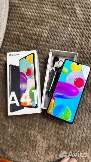 Samsung Galaxy A41, 8/64 ГБ