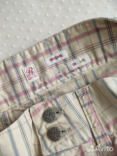 44-46 Жен.шорты бежевые в клетку Replay новые