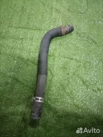 Патрубок охлаждения (радиатора) LF4J-15-184Bнижний