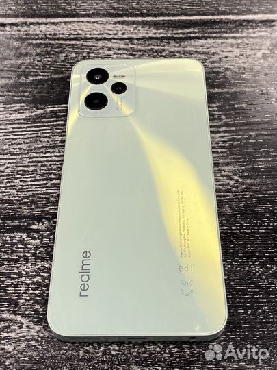 Realme C35