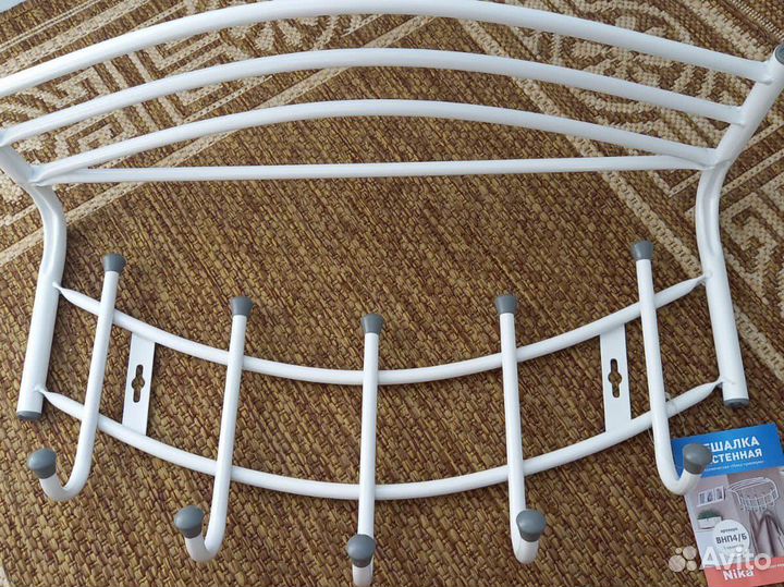 Вешалка в прихожую