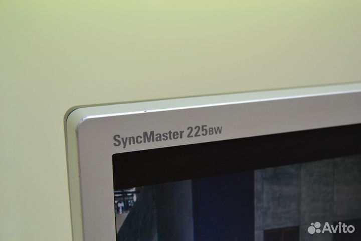 Монитор Samsug SyncMaster 225bw