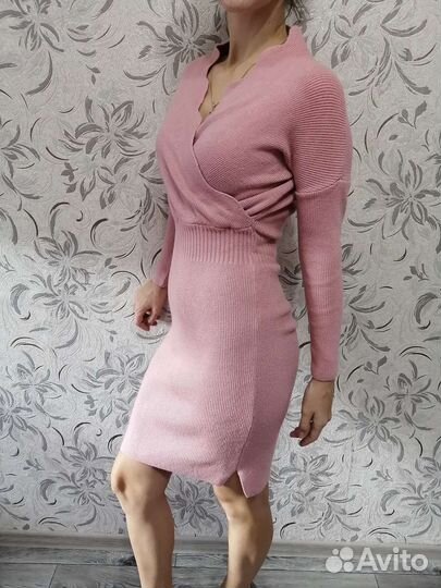 Платье теплое 44 46