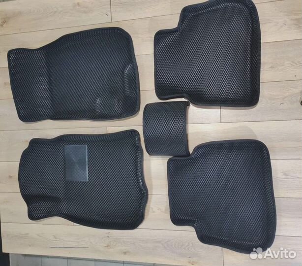 Автоковры водительские EVA Nissan Bassara JU30 Ева