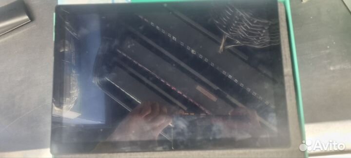 Планшет с клавиатурой и стилусом