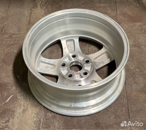 Диск литой 16