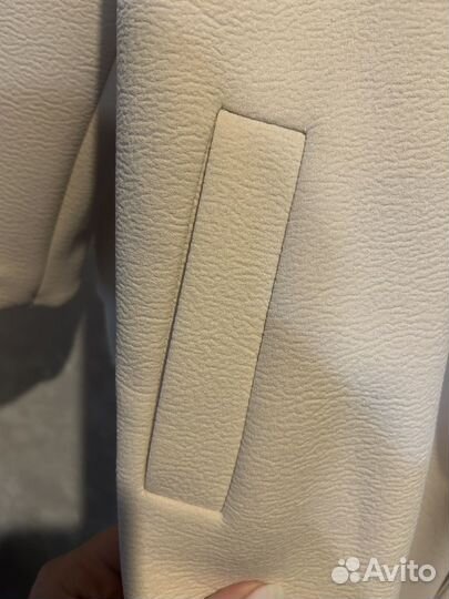 Новое облегченное пальто футляр