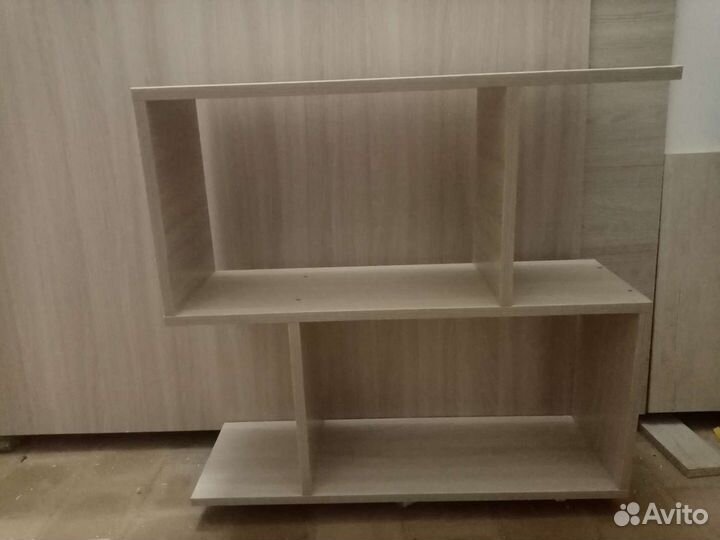 Полка настенная навесная