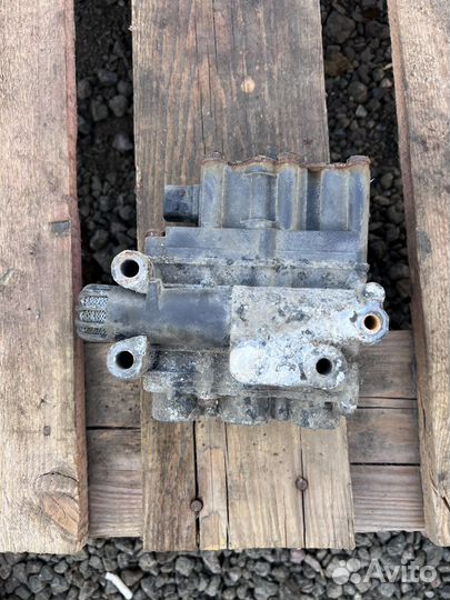 Кран уровня пола Mercedes Actros MP4