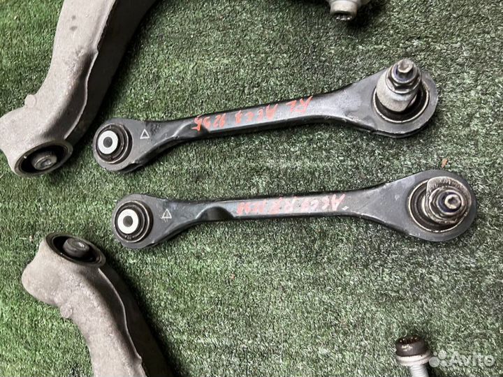 Комплект задних рычагов подвески на Audi A6 (C7)