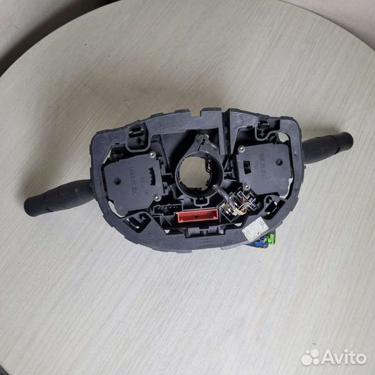 Подрулевой переключатель Renault Megane2