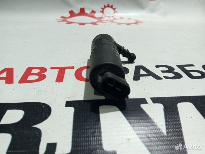 Насос омывателя фар Nissan Note 11 wagon HR16DE