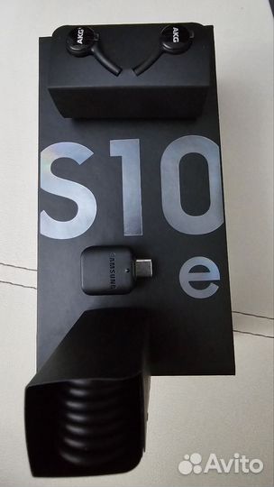 Наушники AKG 3,5мм новые оригинальные