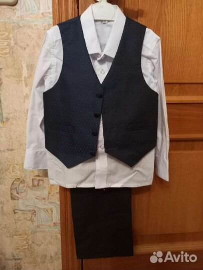 Костюм тройка для мальчика