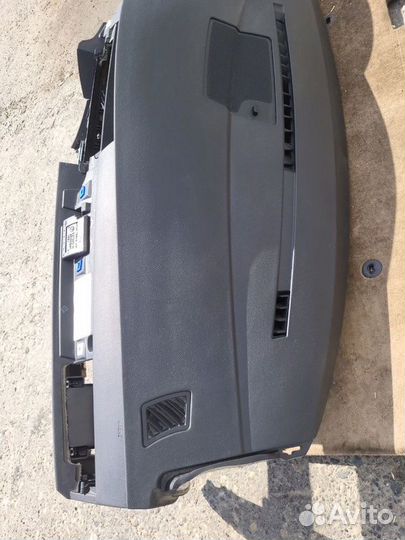 Торпедо Bmw 5 E60