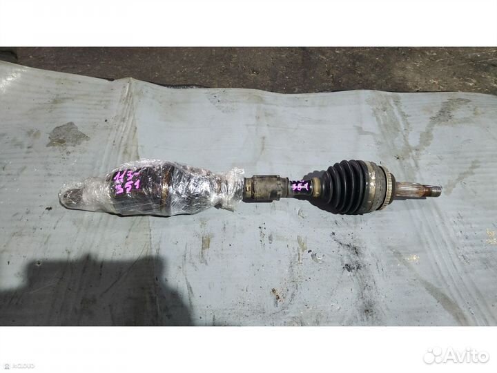 Привод на toyota avensis AZT250 1AZ