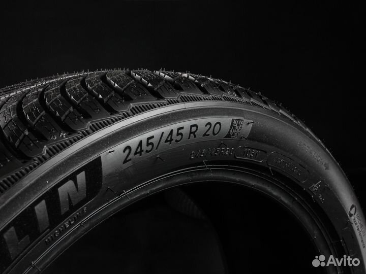 Michelin Pilot Alpin 5 SUV 245/45 R20 и 285/40 R20 95V
