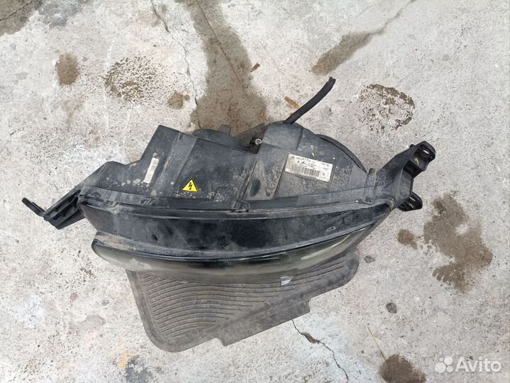 Фара левая Citroen c4 Picasso 2