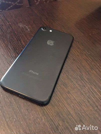 iPhone 7, 32 ГБ