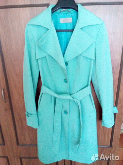 Плащ женский