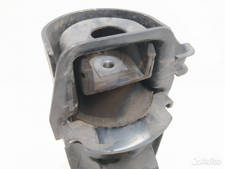 Подушка крепления двигателя Toyota RAV 4 5 (XA50)