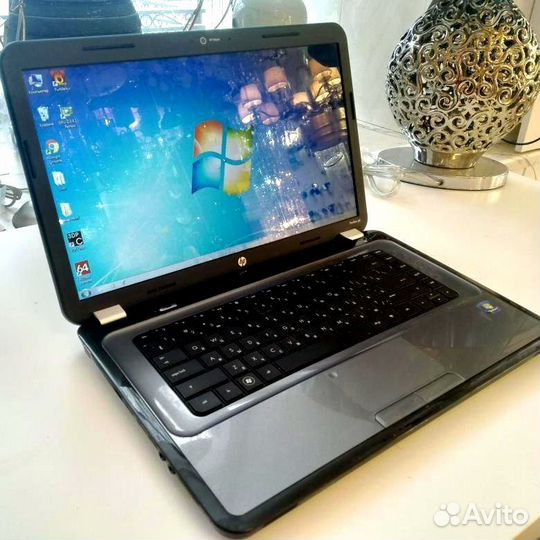 Ноутбук HP 4 ядра,8 гигов,500 гб диск