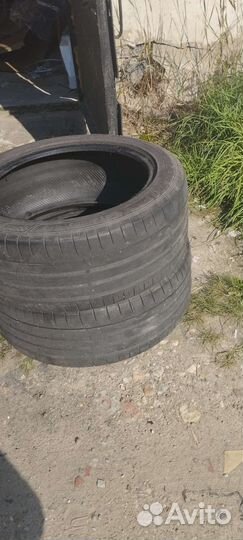 Dunlop SP Sport Maxx 050 275/45 R20