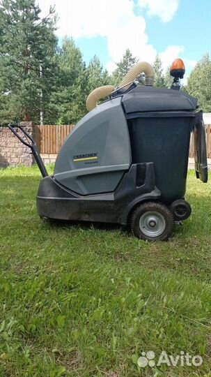 Продажа мусороубочной машины Karcher