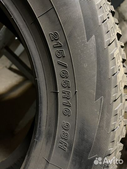 Yokohama Geolandar A/T G015 215/65 R16 98H