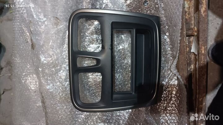 Рамка для 1 din магнитолы Renault Logan 2