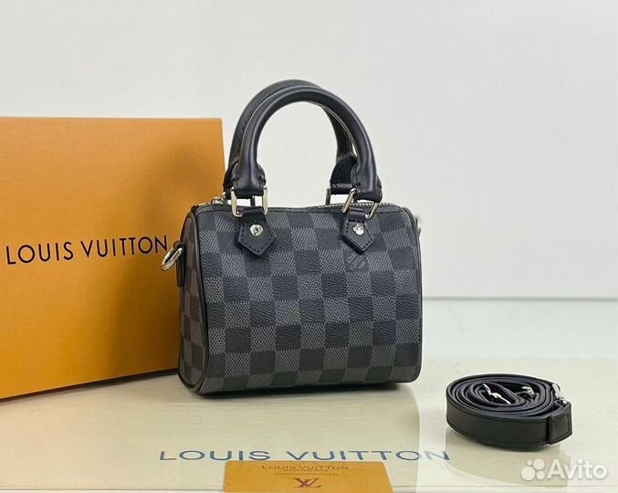 Сумочка косметичка Louis vuitton