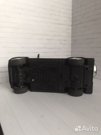 Игрушка на пульте управления