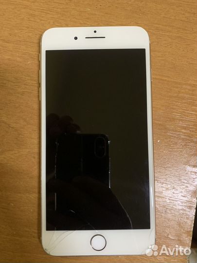 iPhone 8 Plus, 64 ГБ