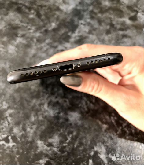 iPhone 7, 128 ГБ