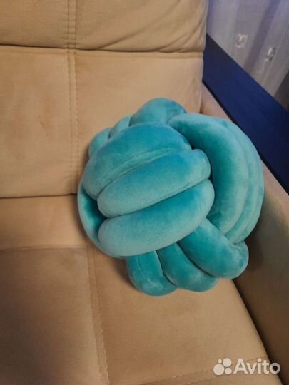 Декоративные подушки, подушка-узел