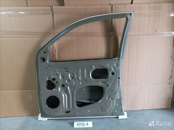 Дверь передняя правая Toyota Hilux 7 2006-2015