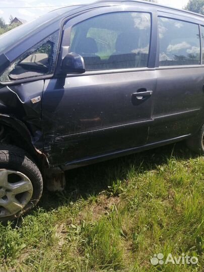 Opel zafira b в разбор