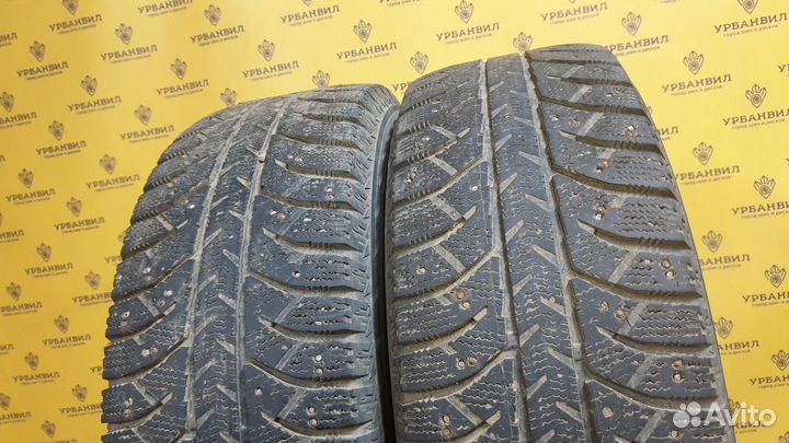 Bridgestone Ice Cruiser 7000 215/65 R16 98T