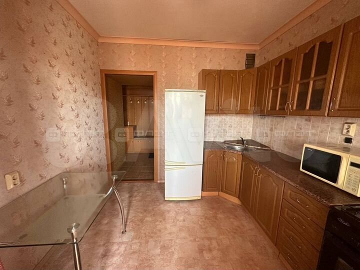 2-к. квартира, 52 м², 10/10 эт.