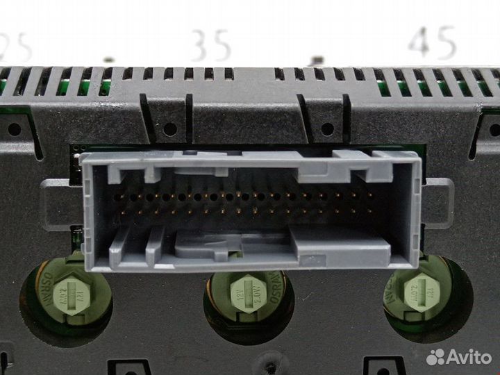 Дисплей компьютера Opel Corsa D 2008 13284430