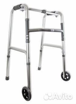 Ходунки для инвалидов (можно на прокат)