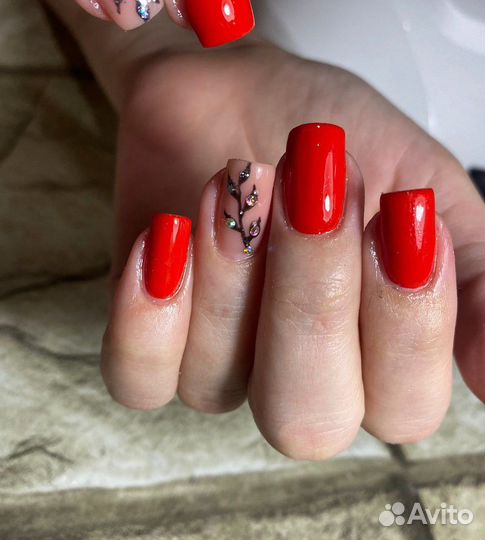 Наращивание ногтей