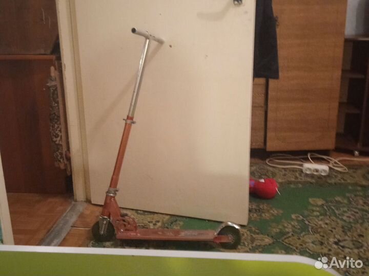 Самокат для подростков так и для дитей