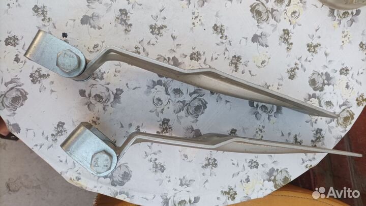 Петли для ворот фургона