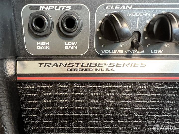 Гитарный комбоуселитель Peavey Envoy 110