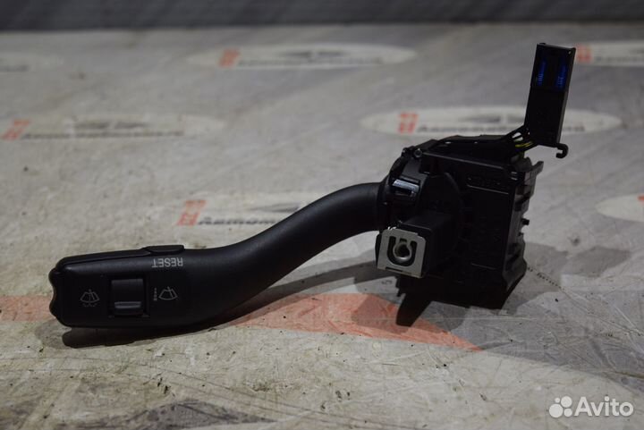 Гитара c Audi A6 4F BDW