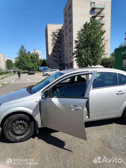 Opel Astra 1.6 МТ, 2011, 220 700 км