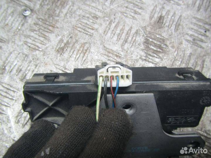 Замок багажника Ford C-Max 2005 3M51R742A66AD